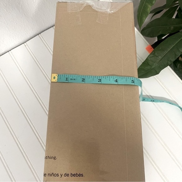 Adidas Yeezy Boost 700 MNVN Size 4.5 FV4440 (EMPTY BOX ONLY) Shoe Box EUC - Picture 9 of 9